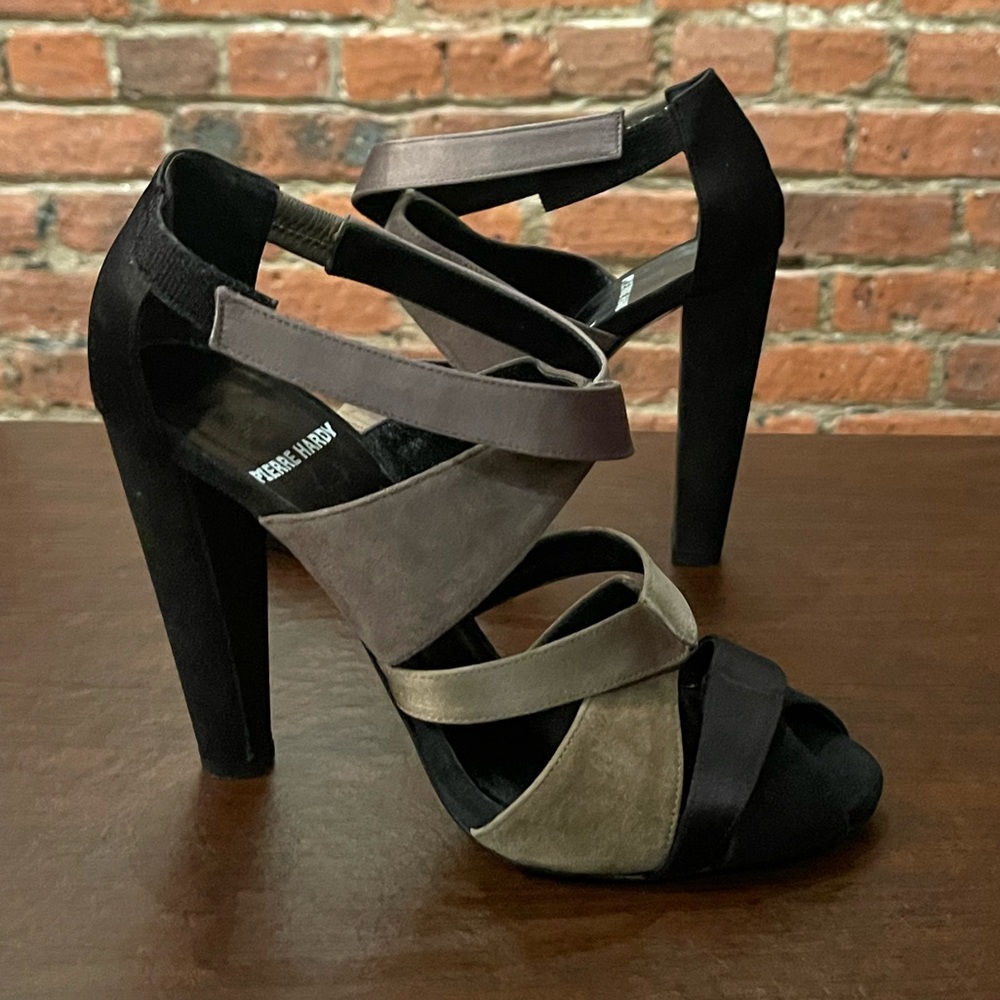 Pierre Hardy Suede Stilettos❣️